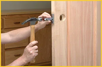 Exclusive Locksmith Service Niles, IL 847-915-3686 Exclusive Locksmith Service Niles, IL 847-915-3686 - 14-install-new-lock