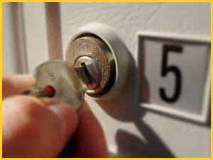 Exclusive Locksmith Service Niles, IL 847-915-3686 - 9-mailbox-locks